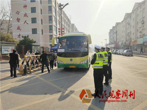 �ൺ����������ѧУ�������繵ͨ��������ѧ����У����