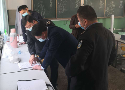 �����У���ǿѧУ�����ල��������ѧ����