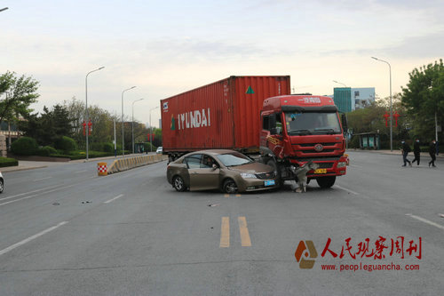 С�γ�Υ����ͷ����ҳ���θ�ȫ��