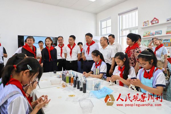 �������������̳Сѧ��δ�����ҡ�Ͷ��ʹ��