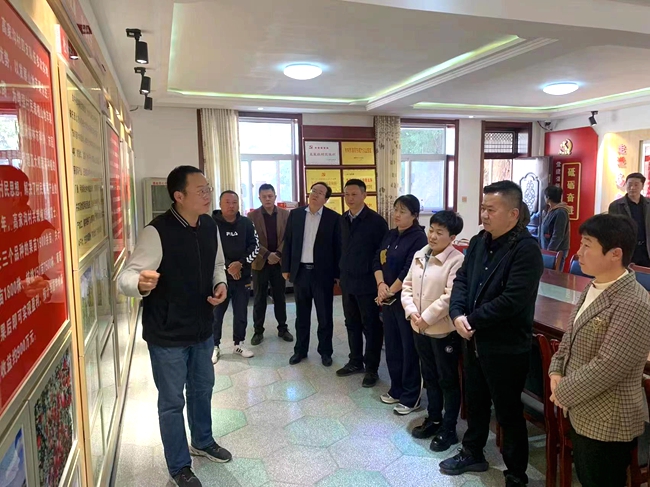 ���������й������Ը�����Ϊ������Ӫ���ø�������չ