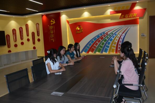 ������ί��ʷ�о�������֯��������� ��ѧ��־Ը�߾ٰ������